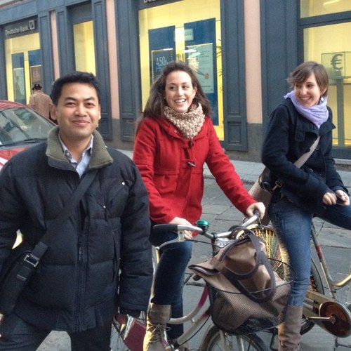 handri76's profile picture. 