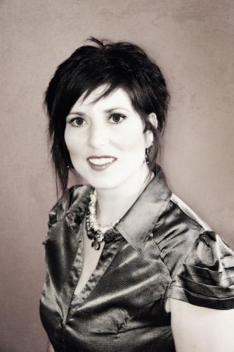 jayme_fochler's profile picture. Dedicating my life to assisting and inspiring women to create a better quality of life