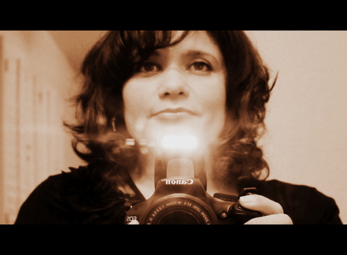 Springrosies's profile picture. Mother, wife, vintage clothes & accessories seller, and passionate follower of Christ.