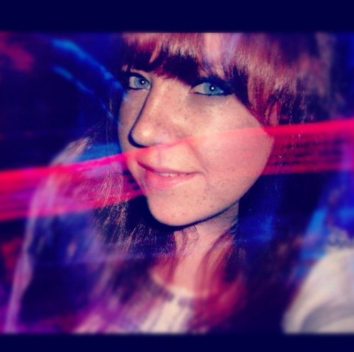 can_i_change_it's profile picture. 