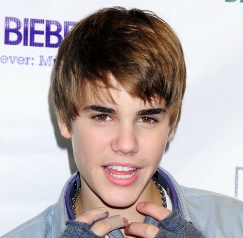 Amo muito o Justin,tbm ama?Então segue.