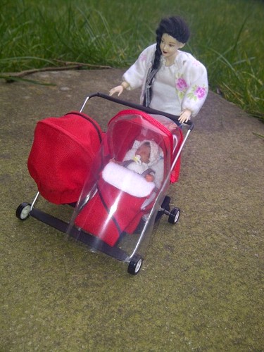 I make 1/12th scale doll house miniature prams, pram kits and other miniatures and I ship all over the world.