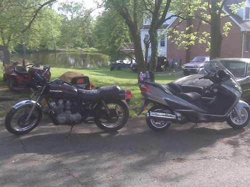 finster42's profile picture. absolutely random