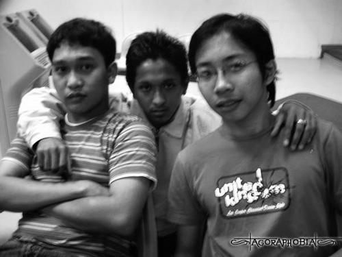 agoraphobia77's profile picture. 