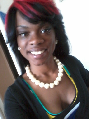 its foes ova hoes all I ckare about is FOES &  @NoonieBetchhh && @jonaijets .. :)