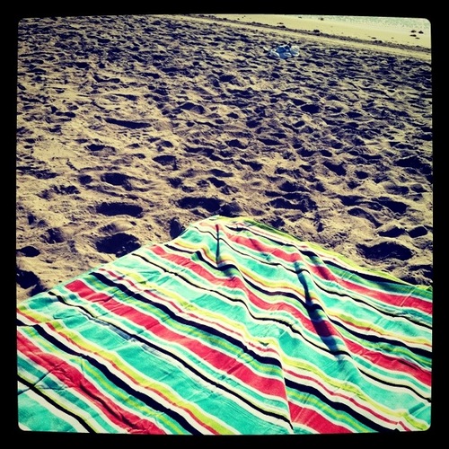 CodependentGirl's profile picture. Single Thirty-Something looking for The One, one day at a time.