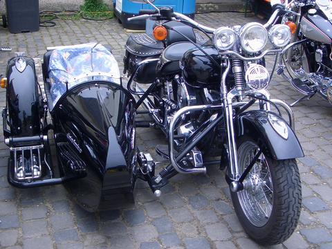Profi's für Motorradurlaub weltweit - besonders günstig zur Zeit Motorrad-Touren in den USA  http://t.co/zBEgLo7Pbk