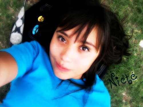 nikistrikis_13's profile picture. 