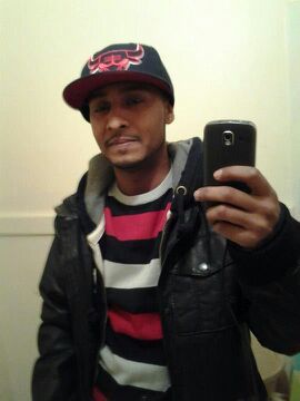 41 years old orignally from spanish harlem now living in newburgh ny got 2 boys who are my world. im into hondas and getting money.