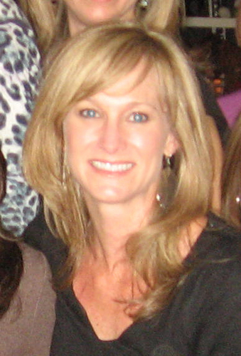 nikkiburgwyn's profile picture. 