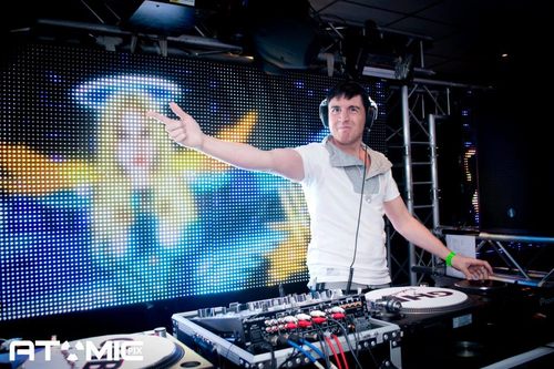 UK Hardcore / EDM / Hardstyle DJ, Producer, Promoter & Record Label Manager. Hardcore Rapture Digital