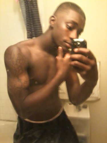 Taebear12's profile picture. 