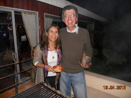 Ingeniero Agrónomo, Tasador, Schoenstattiano, felizmente casado hace 36 años con la hermosa M.Cecilia Gutierrez, con 3 lindas hijas de 35, 34 y 20 años.