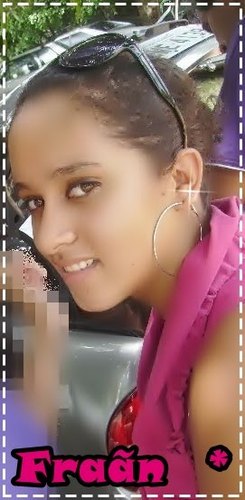 Eu quero te alertar se presente mandar eu vou só te falar
 Whisky não, pra ter meu coração, tem que ser chandon !♫