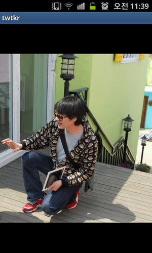 yaho7233's profile picture. 겨울 / ski / 애완동물 / 빵&요리, 요리사는 아님../ 안드로이드/ PCB , BIB / 무역 / 반도체 / 음악 / IT / 금도금 / 등등등