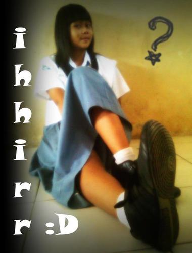 ayesha_githa's profile picture. you follow me ::) me follow you ::) Thx guys.