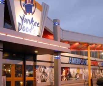 Yankee Doodle, een buffetrestaurant waarin het gevoel van vrijheid alle ruimte krijgt. Fun en lekker ongedwongen uit eten, dát is de formule van Yankee Doodle.