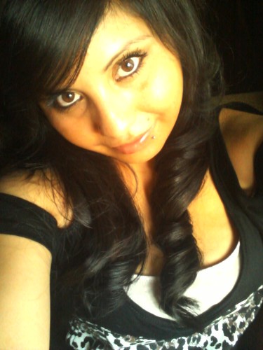 single mom of a cute lil girl ...I'm a nice nd cool girl ..