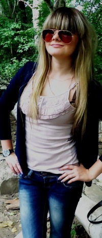 th1010sakan's profile picture. Мечтаю встретить парня своей мечты, без комплексов, красивого и богатого, если ты подходишь под эти параметры- ПИШИ!