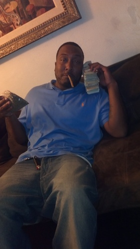 Longhead83's profile picture. Get money stop playin