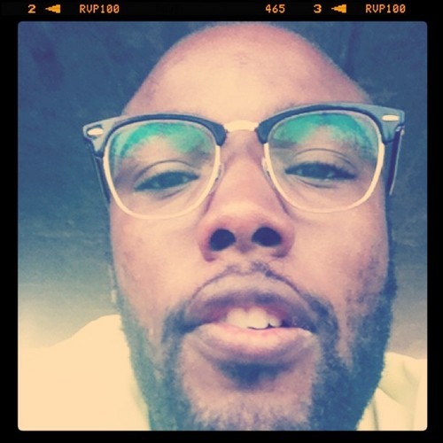Recording artist, Songwriter, composer. a traveler.'//