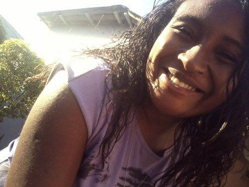 Meu sorriso possuí vários significados e tenho certeza que, ninguém além de mim sabe exatamente o que existe por trás dele !
