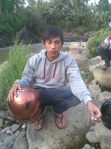 nggak mau pisah sama kamu :)