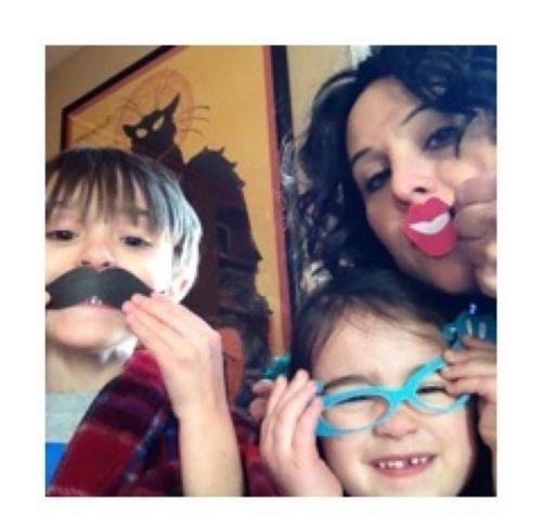 I'm a makeup artist & a hair stylist a blessed wife & mommy! Crazy-Blessed-Thankful