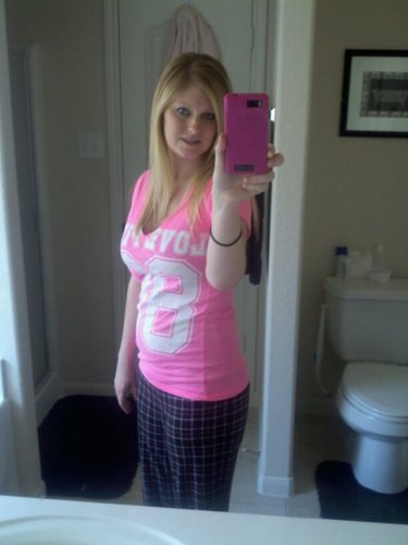 im 28 yr old single work hard love yankees and cowboys American teams!!!!!#team follow back!