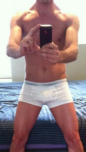 TheRealMeThinks's profile picture. I tweet, therefore I am.  
If you strike me down, I shall become more powerful than you can possibly imagine
#teamgay #teamcrazy