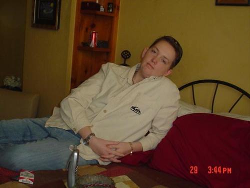 ris2701's profile picture. 