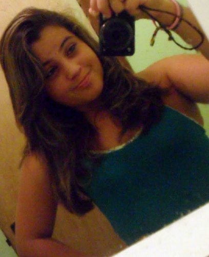 Gosto de Me Achar , gosto de imitar os outros,Além de tudo isso todos adoram minha barriga de tanquinho e tmb me deram um nome q eu amei luize marques A BALEIA