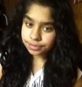 simran_khosa's profile picture. guess what???? im a directioner follow me