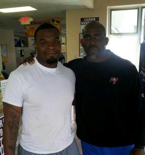 Psychology major at NSU. #NSUFOOTBALL