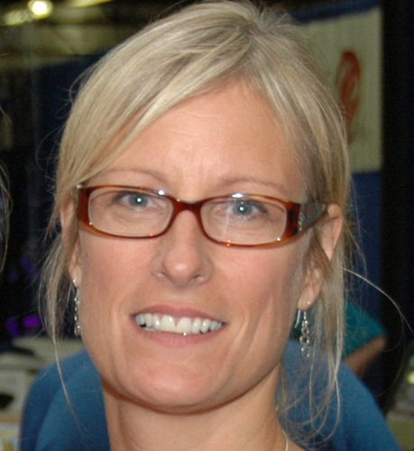 designandlayout's profile picture. Freelance Graphic Design. Visual marketing for your small business. #designlayout #freelancegraphicdesign