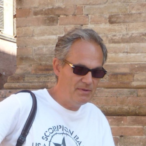 abeperfu's profile picture. 