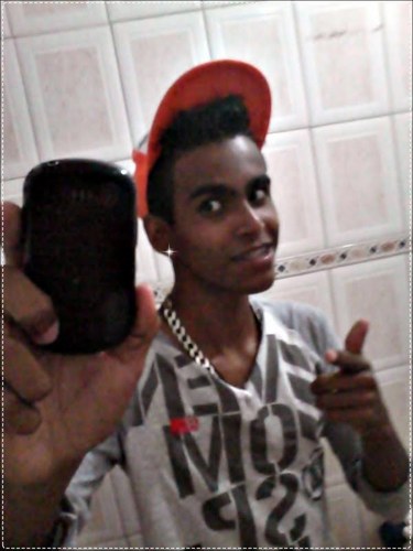orkut: http://t.co/rt87LEr1rZ
msn: erickinhoow_16@hotmail.com
adiicioneem aee !