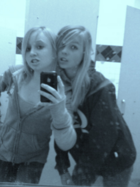 TayTay978's profile picture. Hey im a blonde...