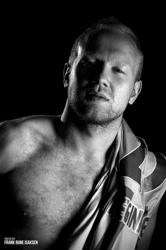 AndreasLoveland's profile picture. Spiller fotball for Ulfstind! Lev i dag som det sku vært den siste!