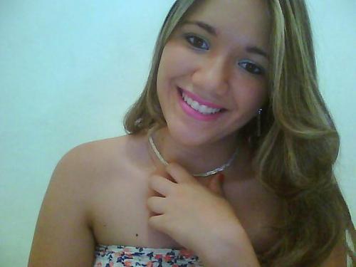 jelmidlej's profile picture. Sou Jéssika(jel,jessikinha)Estudante de Odontologia,amiga,sincera,determinada e leonina.