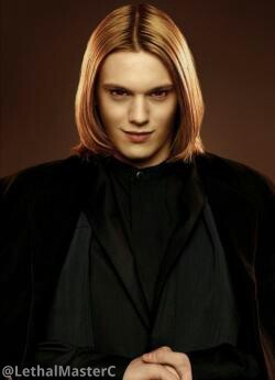 I'm one of the three Volturi masters that rule over vampires and I'm the monster your parents warned you of |MC/RP| @ASilentSolitude is my mistress and queen.