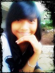 ratihoctary's profile picture. 