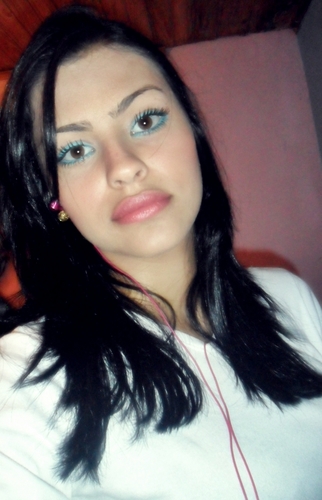 A alegria evita mil males e prolonga a vida. http://t.co/YUdabfHmEG