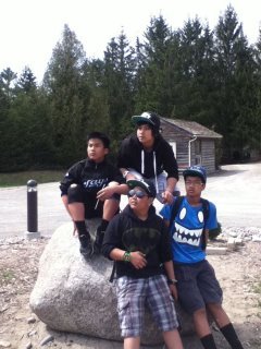 AyyItsPete's profile picture. I just love to play Video Games and Eat Chicken :D