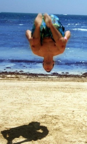 housejoe_r's profile picture. 