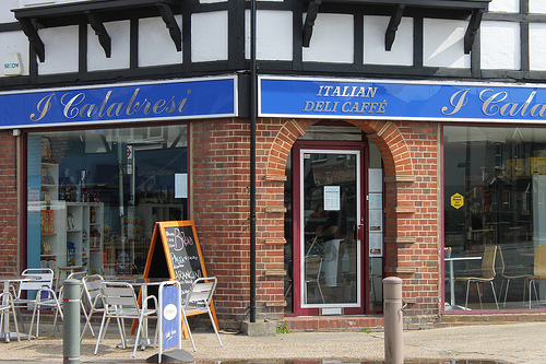 Good Italian deli,decent coffee(almost the best in London),Italian school and fine chatterie