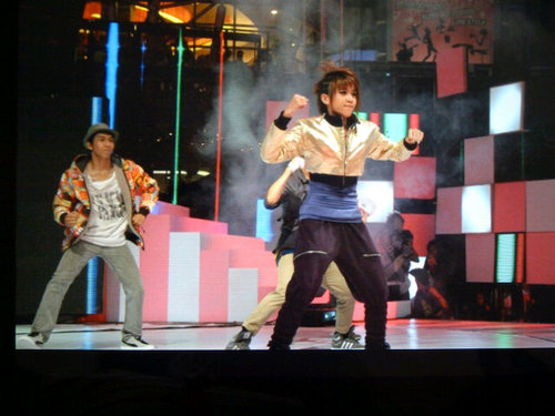 GigiiChiiBi's profile picture. I ♥ @GigiChibi & @Cherrybelleindo & @WendaChiBi & @DeviChiBi ♥ I will always Support @Cherrybelleindo ♥ If u Cigi or Gigiers • Follme ~(´▽`~) Im @Info_FactChiBi