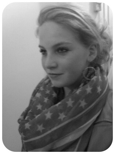 Liefje , je bent me beste vriendinnetje . x me gusta , Myr (ll)