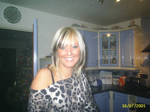 sarahwi19586002's profile picture. normal every day mum n wife hairdresser, i love life and believe u should live it to its fullest ;)