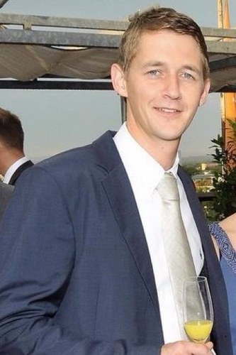 Robsi24's profile picture. Middle Management Youngster & Telco Geek